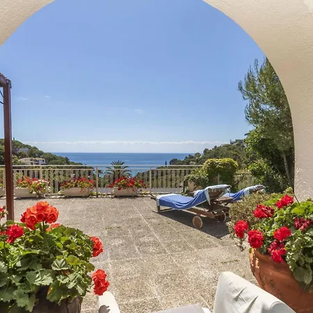 De Arte By Interhome * Tossa de Mar