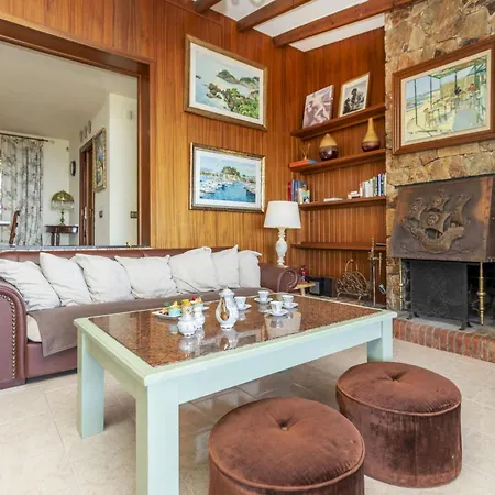 De Arte By Interhome * Tossa de Mar